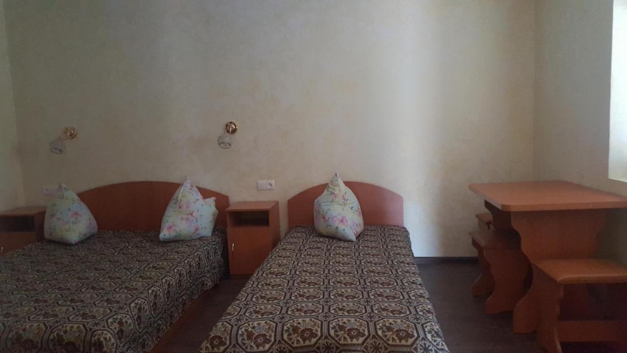 Usadba Chayka Hotel Kurortne  Kültér fotó